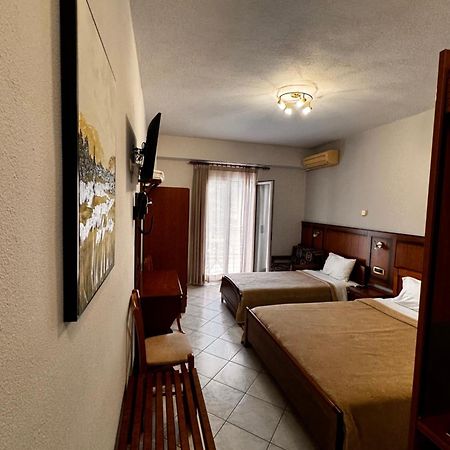 Paradosi Rooms Igoumenitsa Ngoại thất bức ảnh