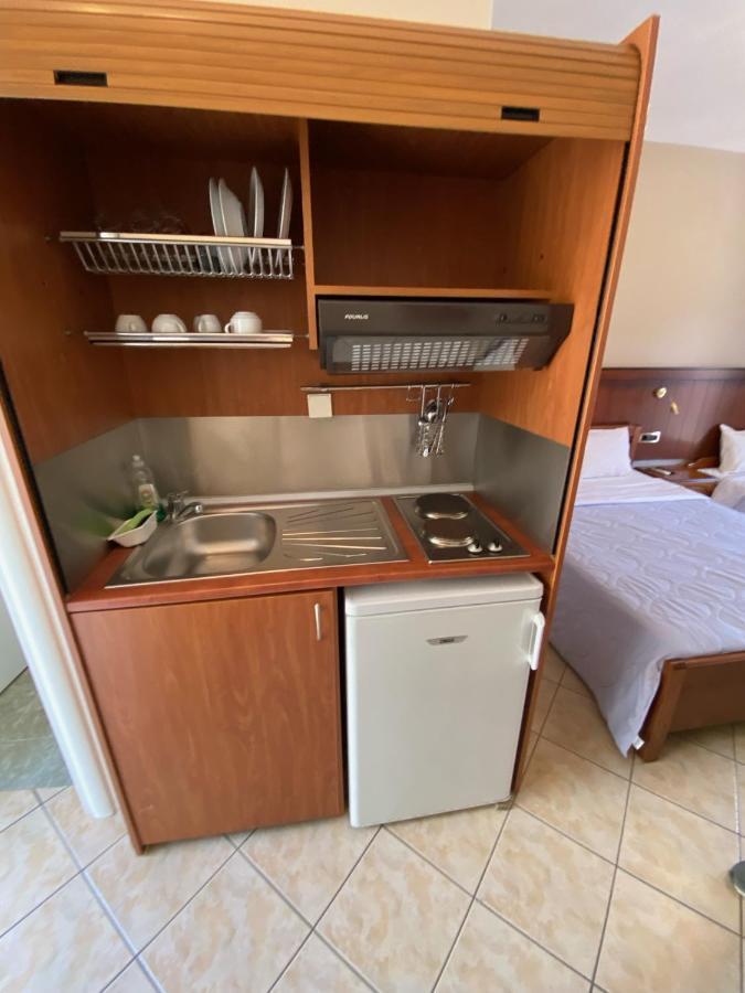 Paradosi Rooms Igoumenitsa Ngoại thất bức ảnh
