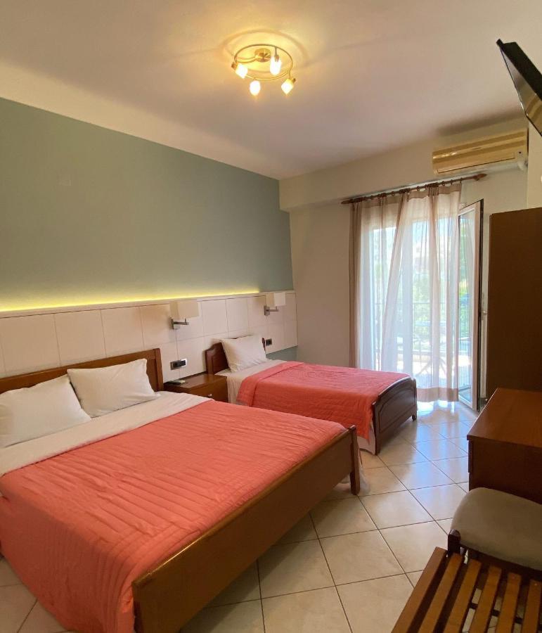 Paradosi Rooms Igoumenitsa Ngoại thất bức ảnh