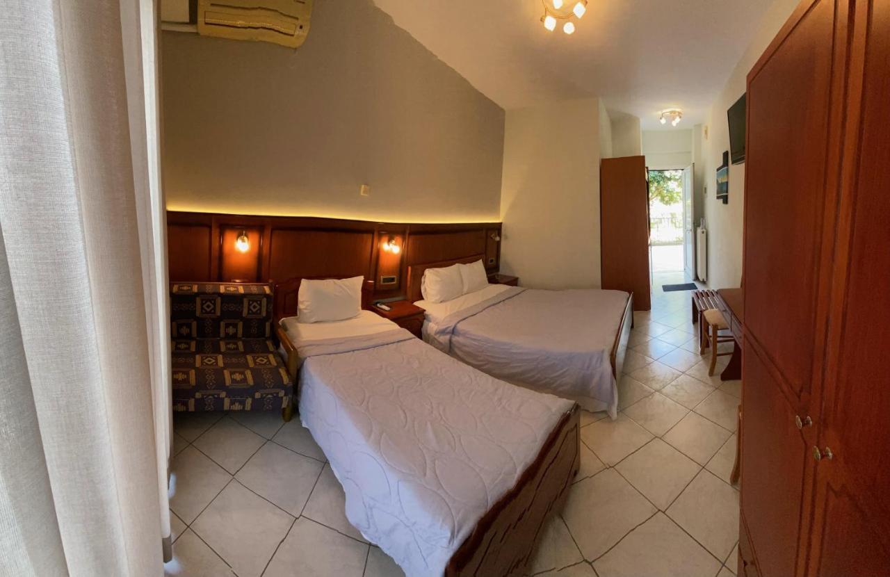 Paradosi Rooms Igoumenitsa Ngoại thất bức ảnh