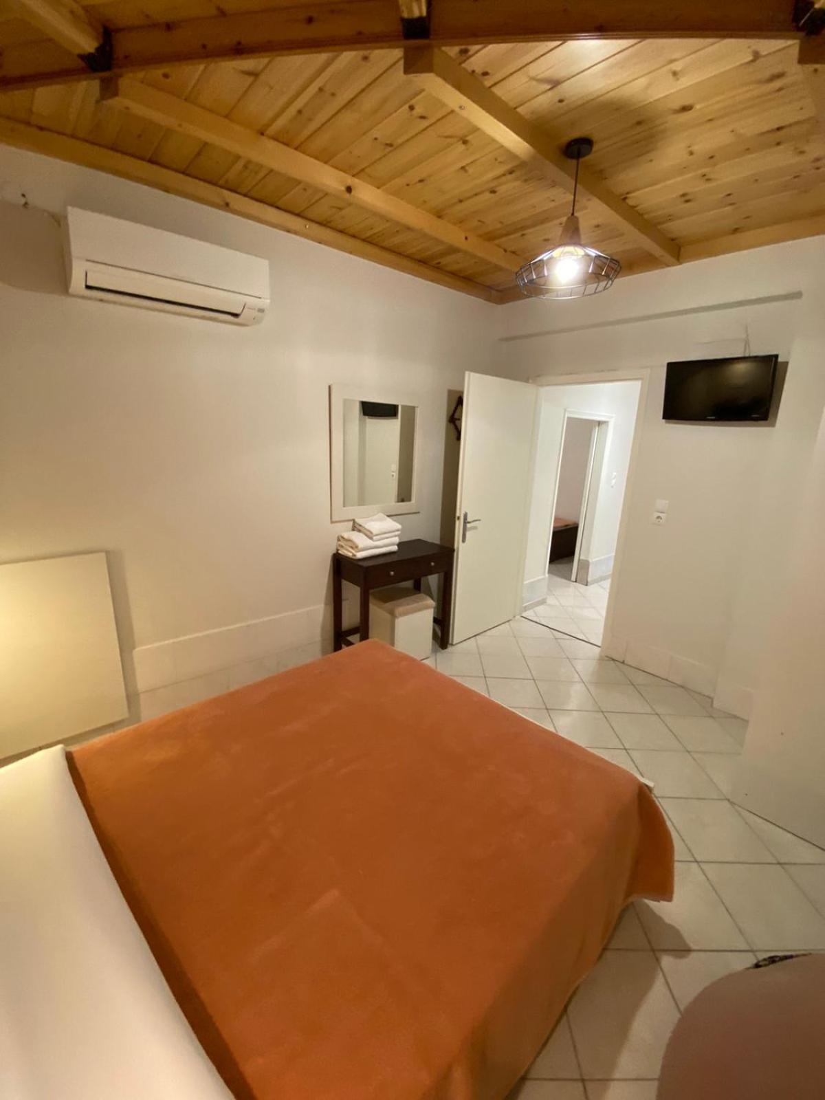 Paradosi Rooms Igoumenitsa Ngoại thất bức ảnh