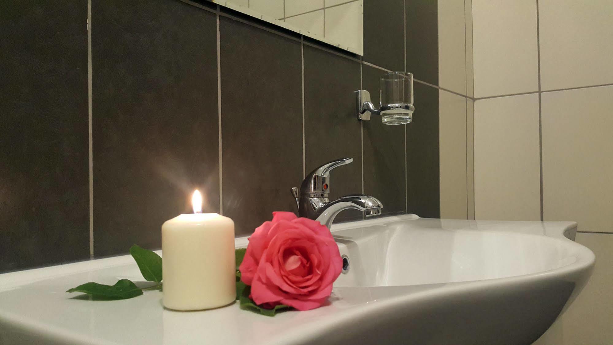 Paradosi Rooms Igoumenitsa Ngoại thất bức ảnh